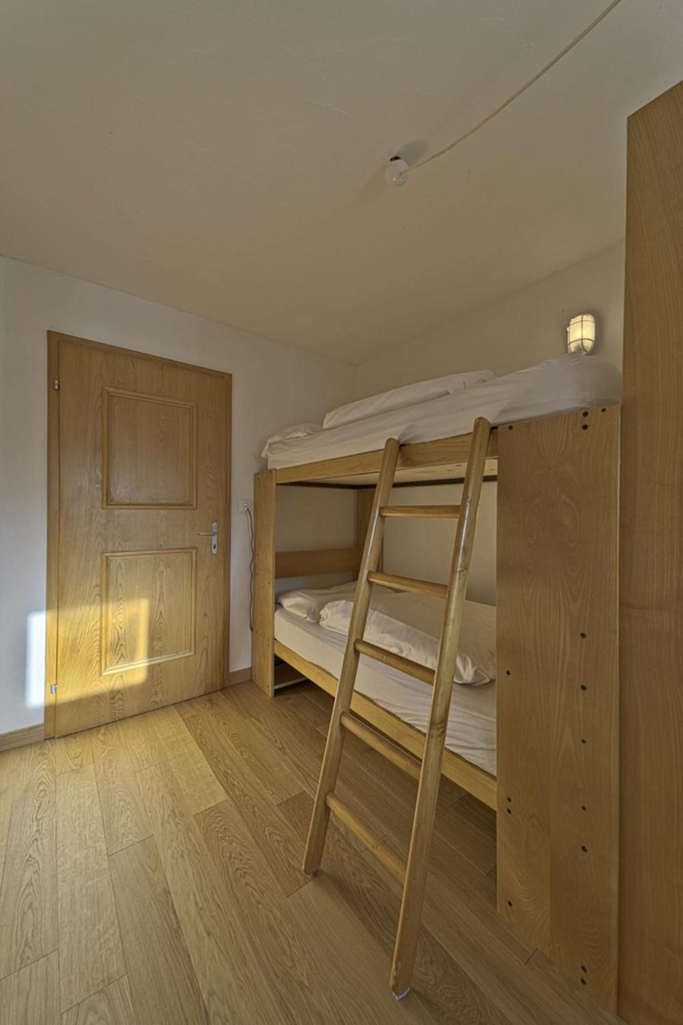 Chesa Chavriol - Celerina Apartman Celerina/Schlarigna Kültér fotó